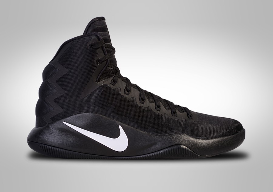 blackout basketball shoes