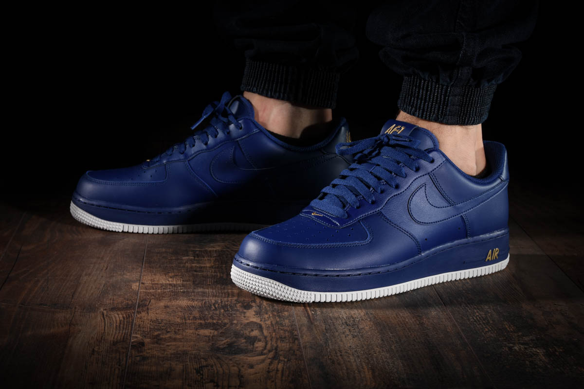 Air force royal blue store