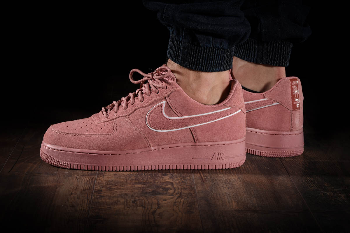 Buy Air Force 1 '07 LV8 Suede 'Red Stardust' - AA1117 601