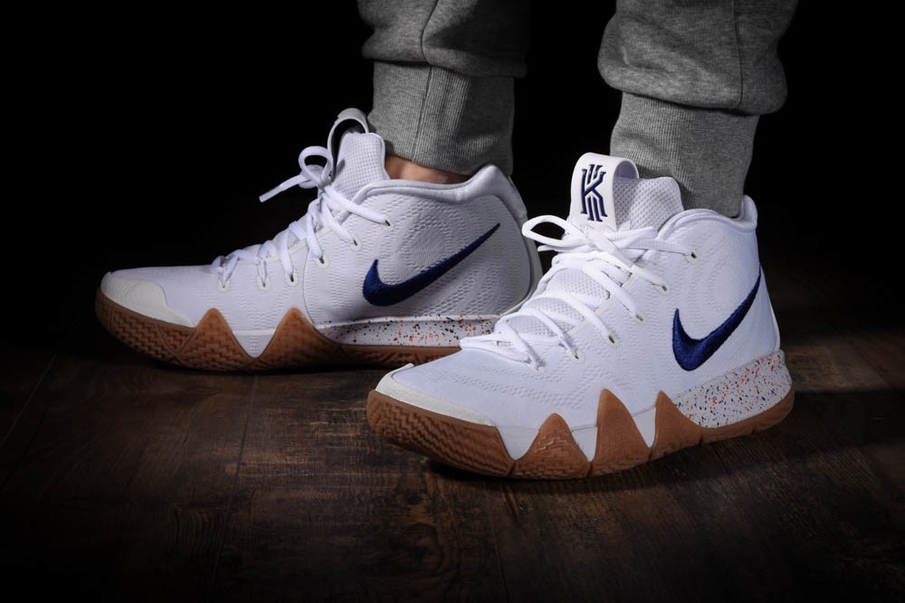 nike kyrie 4 uncle drew size 6