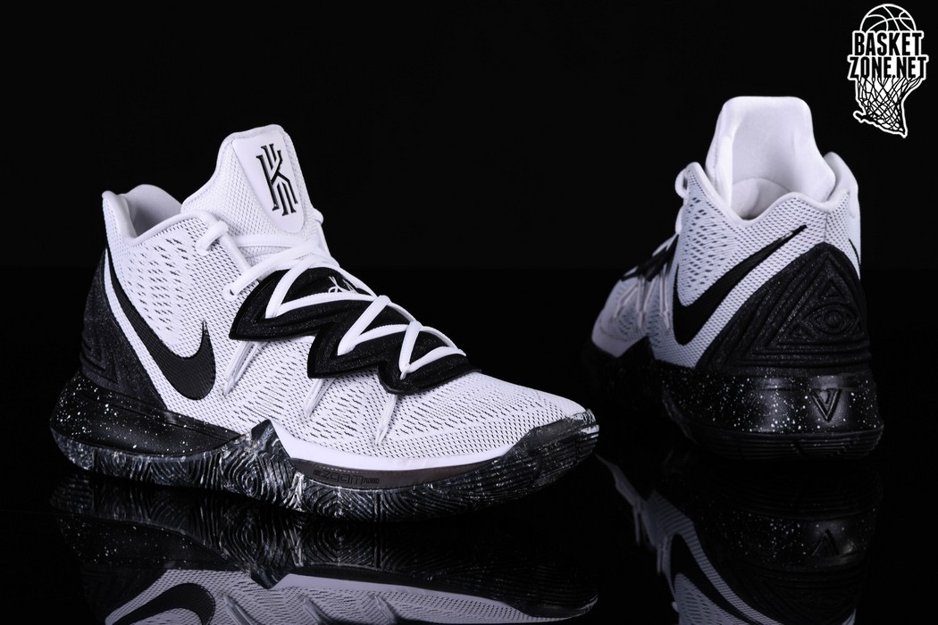 Brand new genuine Nike Kyrie 5 black magic black and white first generation US10.5 AO2919