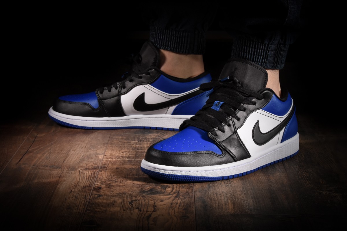 NIKE AIR JORDAN 1 RETRO LOW ROYAL TOE