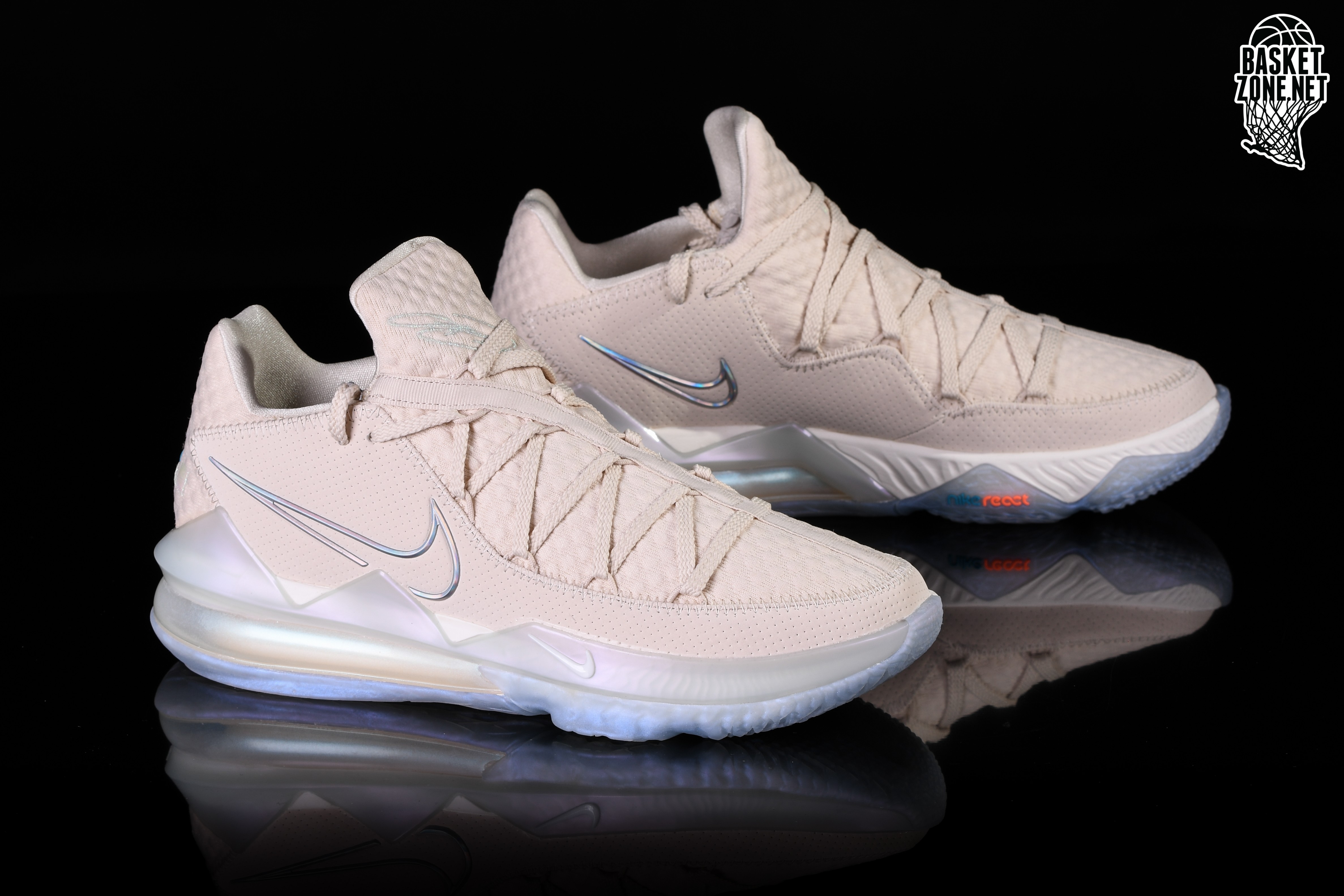 NIKE LEBRON 17 LOW EASTER pour 182 50 Basketzone