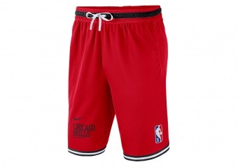 Chicago Bulls Nike Youth 2021/22 City Edition Courtside Swingman Shorts -  Red