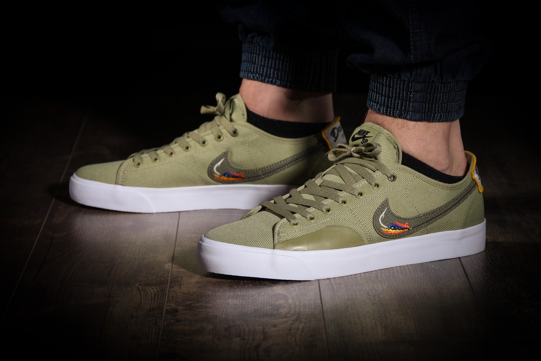 NIKE SB BLAZER COURT DAAN VAN DER LINDEN DUSTY OLIVE